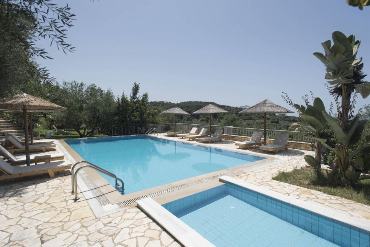 Mary'S Panorama Houses Gialova Exterior photo